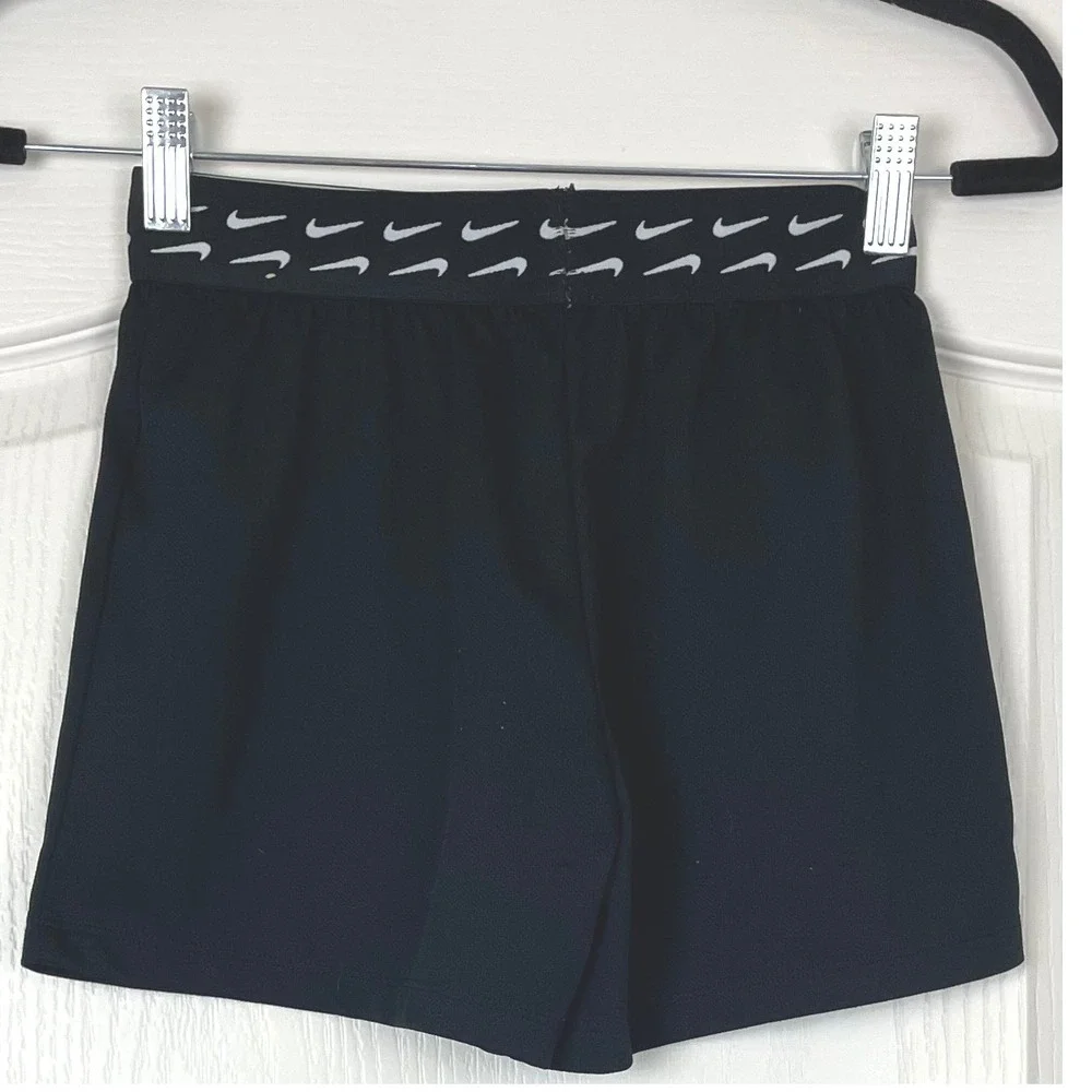 Nike Pro Girls Training Shorts Black Swoosh Logo Waistband FB1092-010 Medium